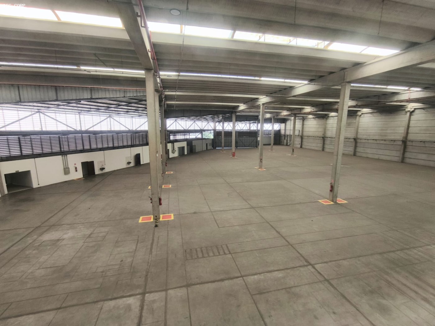 Depósito-Galpão, 6119 m² - Foto 1